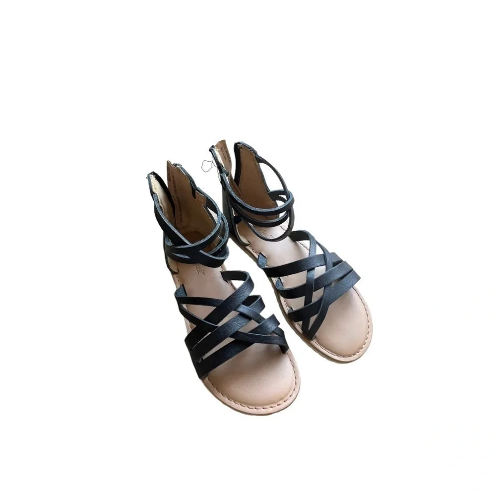 Cat & Jack Gladiator Sandals : Color: Black/Tan Size 13